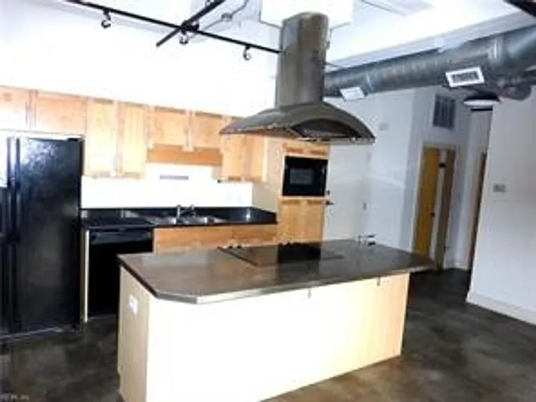 500 Granby St #2D — Photo 11