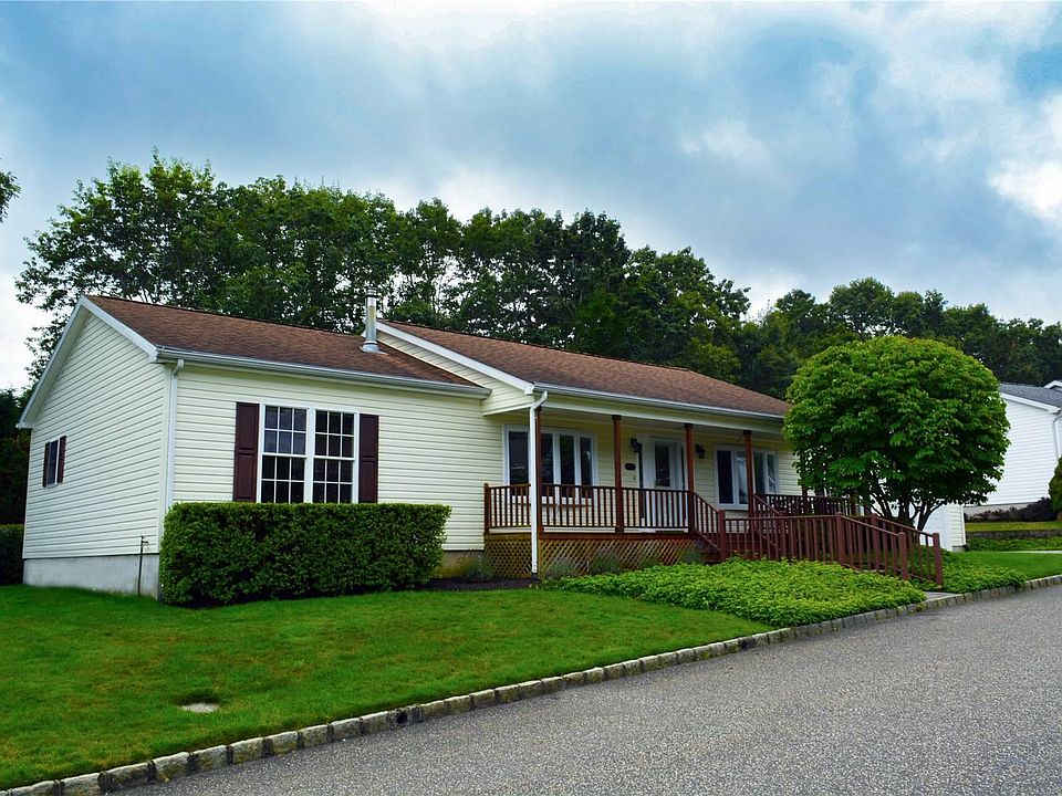 1407253 Middle Road UNIT 253, Calverton, NY 11933 Zillow