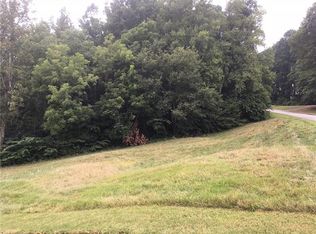 3900 Ridge Dr NE, Conover, NC 28613