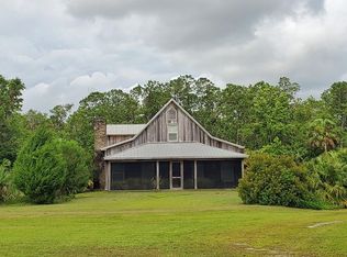 711 Camp Rd, Eastpoint, FL 32328