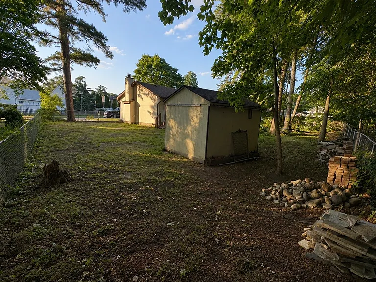 304 Lake Crystalbrook Dr — Photo 48