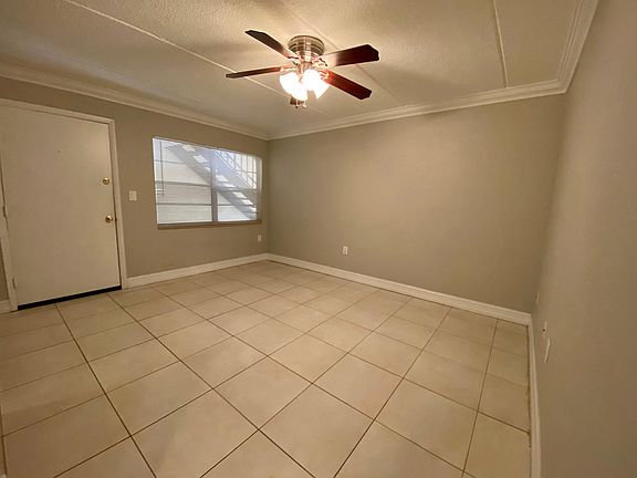 5th image of 5221 S Bayshore Blvd #15