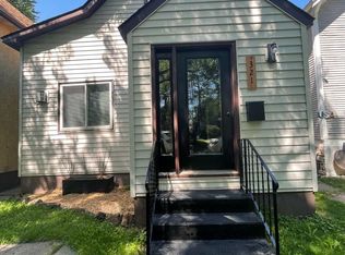 321 9th St S, Virginia, MN 55792
