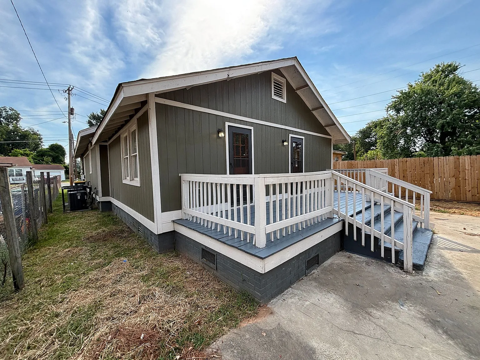 4200 Alma St — Photo 3
