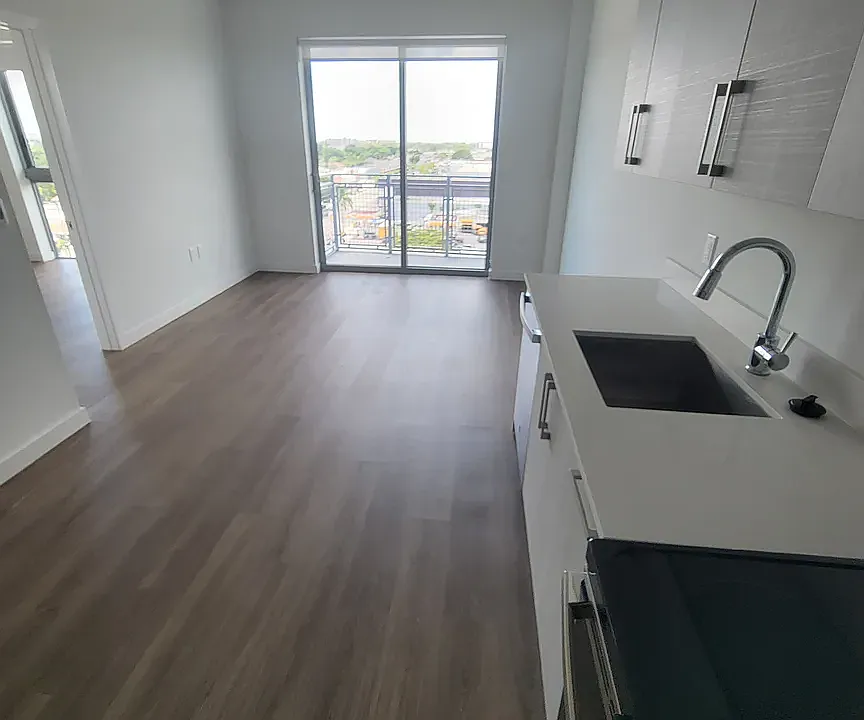 2042 NW 17th Ave #222