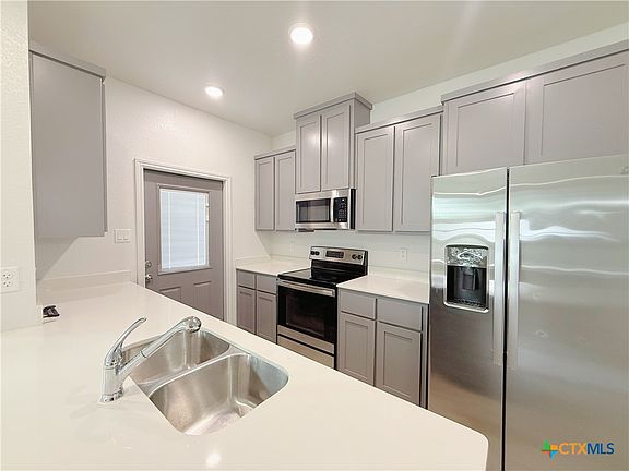 3rd image of 215 Riptide Rd #A