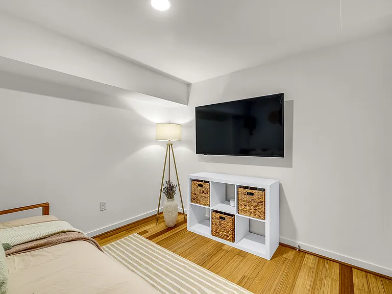 2608 Lincoln Ave — Photo 23