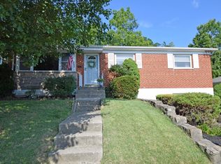 5721 Kroegermount Dr, Cincinnati, OH 45239