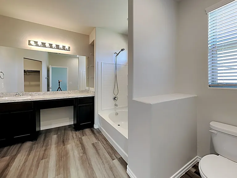 12541 Babbling Brook Dr — Photo 9