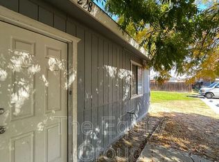 1228 Jones St, Hanford, CA 93230