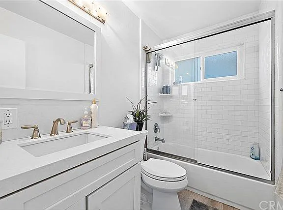 240 W Mariposa #A — Photo 9