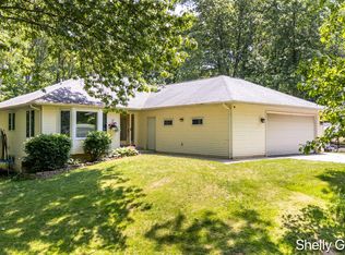 5151 Scotch Mist Dr, Saranac, MI 48881