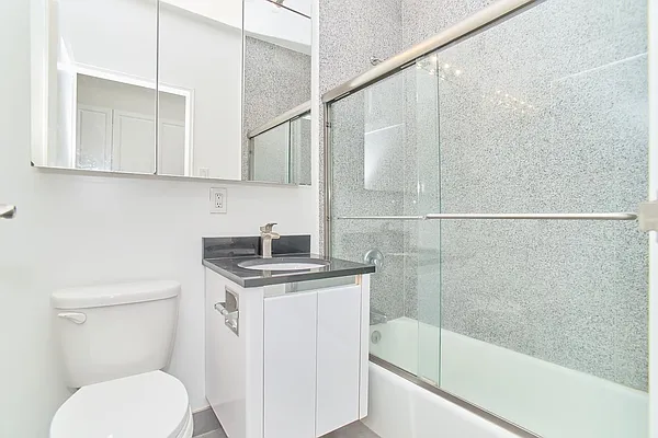 Rented by Living New York | media 13