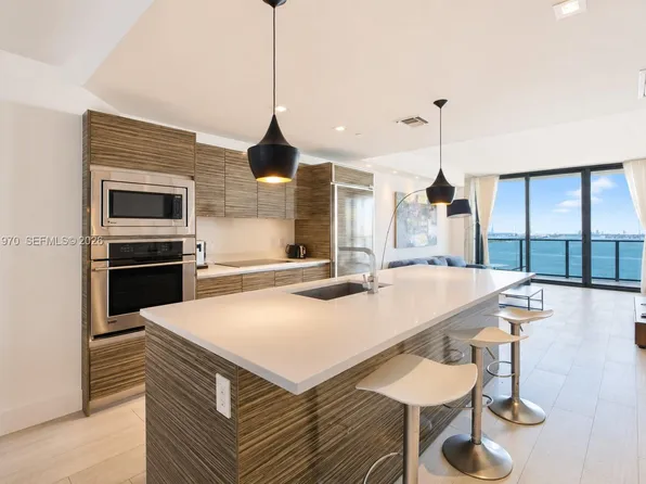 460 NE 28th St APT 2806, Miami, FL 33137