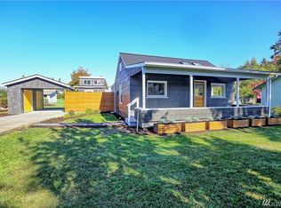307 Montgomery St, Steilacoom, WA 98388