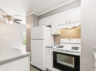 Make Yourself at Home In Our Newly Renovated Apartments, Denver, CO 80206