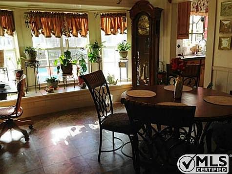 5th image of 701 Woodlea Ln