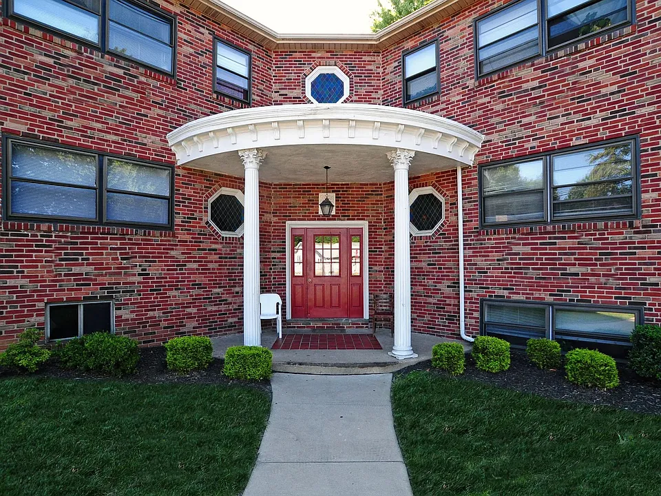 900 Macdade Blvd