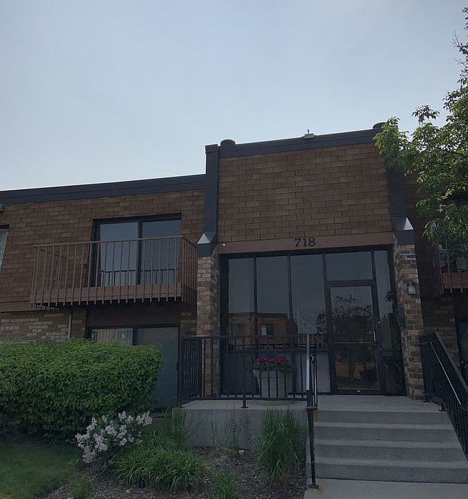 1st image of 718 Killarney Ct APT 2A