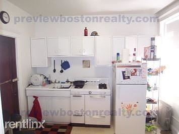 2nd image of 1800 Commonwealth Ave #78