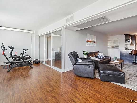 3rd image of 800 Washington Street #504