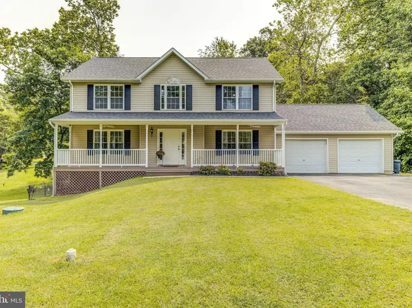 5552 Cherry St, Saint Leonard, MD 20685