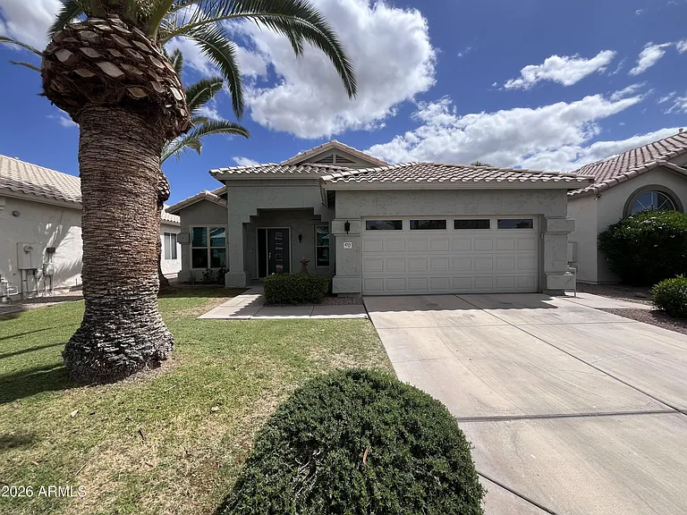 8709 E Gail Rd — Photo 26