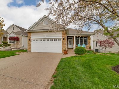 642 Falconcrest Dr, Lake Saint Louis, MO, 63367