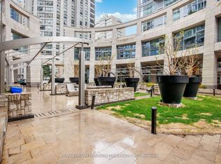 2191 Yonge St #1110, Toronto, ON M4S 3H8
