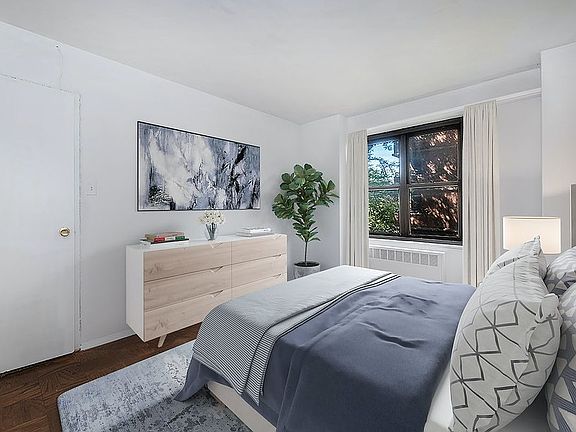 2nd image of 264 Broadway Unit A306