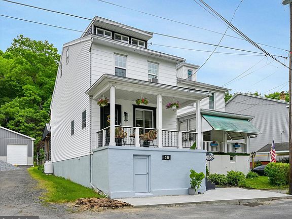 5th image of 28 Shade St