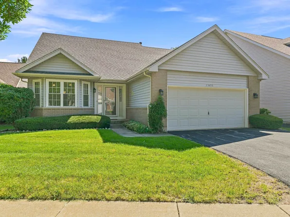 13453 S Redberry Cir, Plainfield, IL 60544