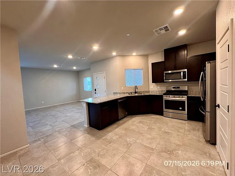7461 Opal Star St — Photo 14