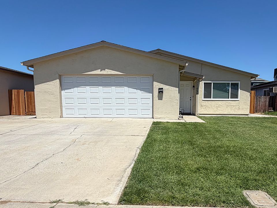 1st image of 853 Rancho Way