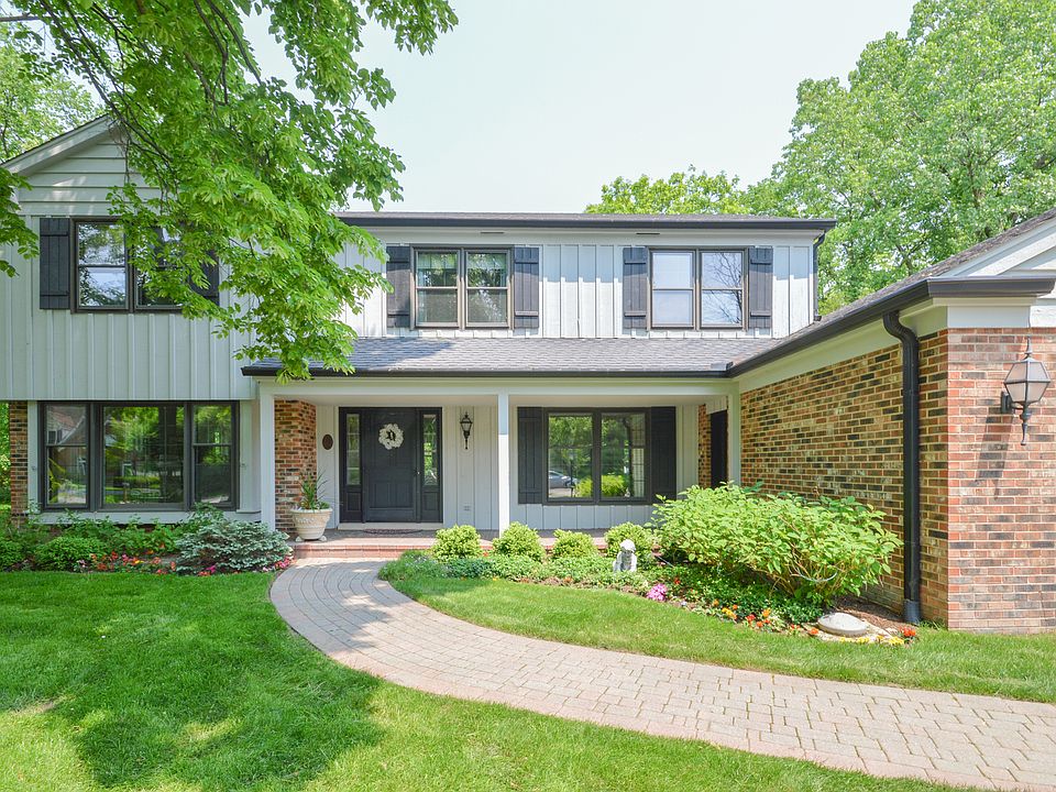 1st image of 12 Victoria Ln