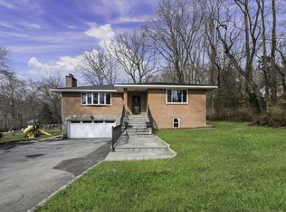 150 Old Jackson Ave, Scarsdale, NY 10583