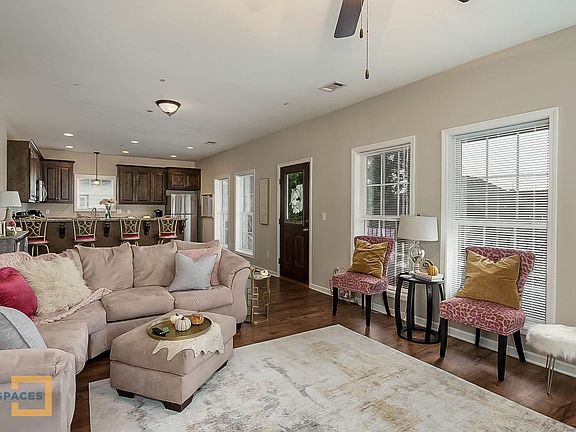 3rd image of 1520 8th St #0B