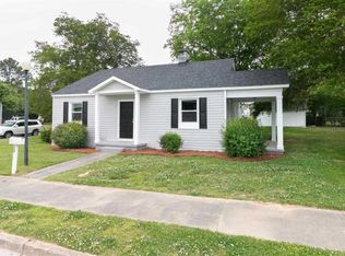 204 Gordon St, Clinton, SC 29325