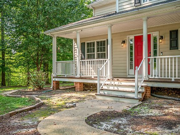 4th image of 316 Abbey Ct