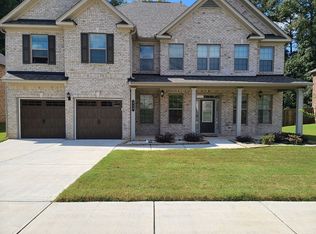418 Live Oak Pass, Loganville, GA 30052