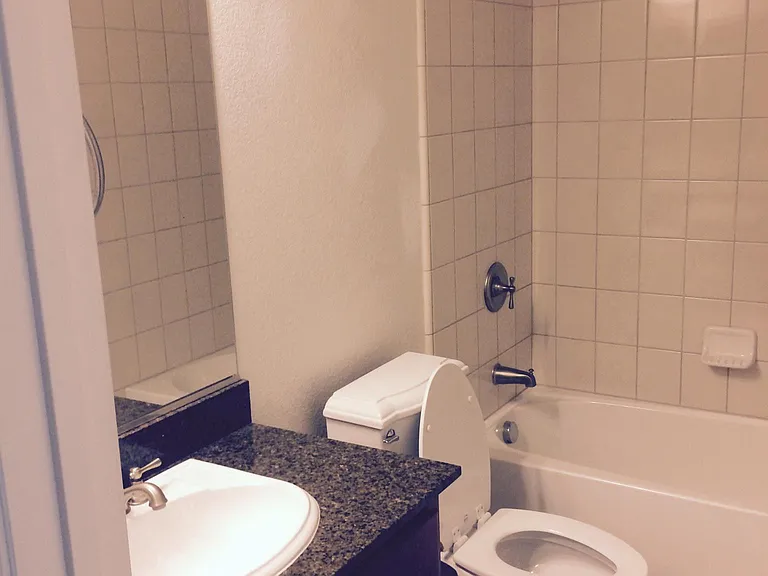 716 S Vecindad St #TWO FLOOR — Photo 13