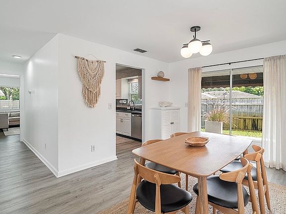 2nd image of 503 Casas Bonitas Pl