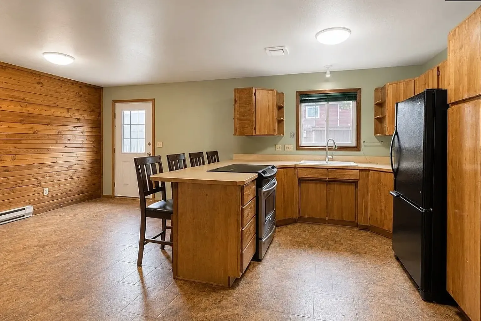 2 bed, 1.5 bath, 1231 sqft, $2,000 — Photo 4