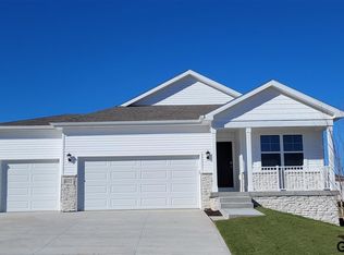 8517 S 184th Way, Omaha, NE 68136