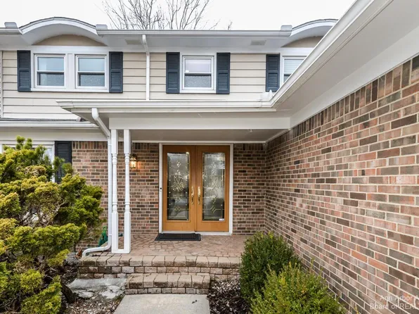 2236 Placid Way, Ann Arbor, MI 48105