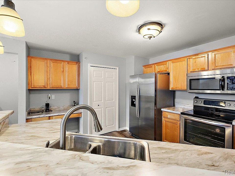 27204 Chantel Dr, photo 20