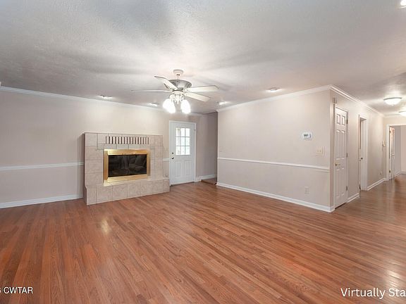 5th image of 812 Pipkin Rd