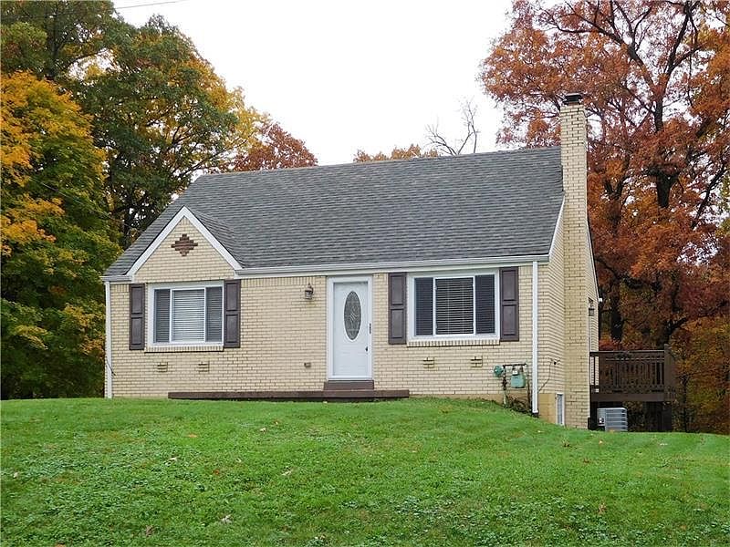 1st image of 240 Forest Dr