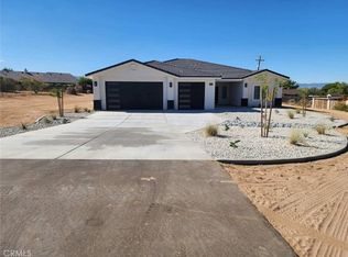 19863 Ottawa Rd, Apple Valley, CA 92308