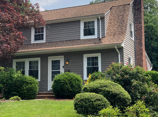 17 Astor Pl, Glen Ridge, NJ 07028